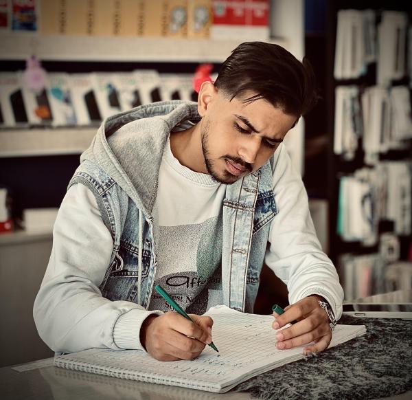 متین توزنده جانی